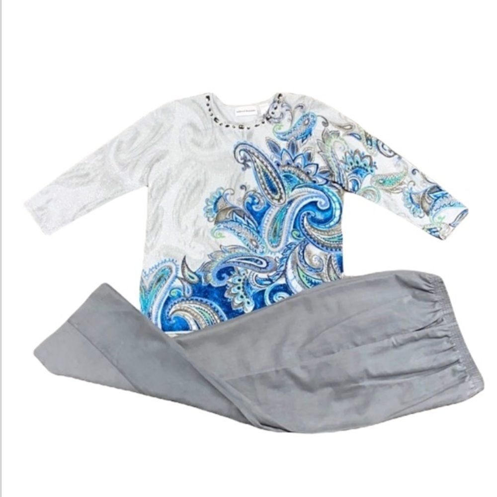 Alfred Dunner Blue/Gray quarter Sleeve Sweater Micro-Suede Pant Set